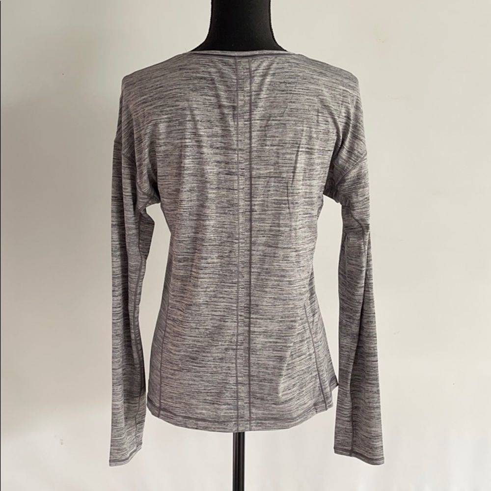 Lululemon sweat embrace long sleeve - Picture 3 of 6